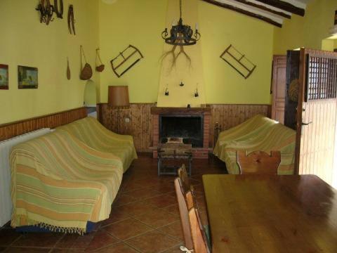 Casa Rural La Noria La Escucha Bilik gambar